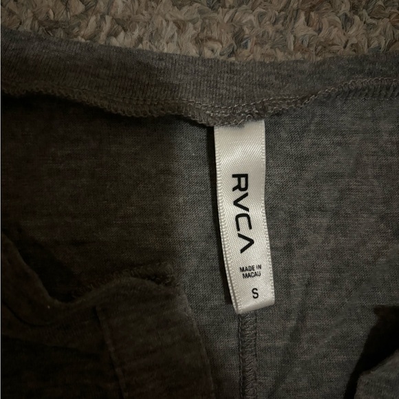 RVCA Henley top - Picture 2 of 3